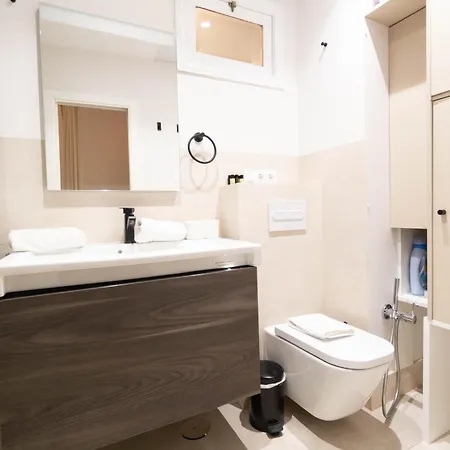 5-bedroom Gem In The Heart Of アパート セビリア